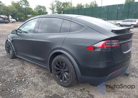 2019 Tesla Model X 100D/75D/Long Range from USA, damaged, VIN 5YJXCBE2XKF197727